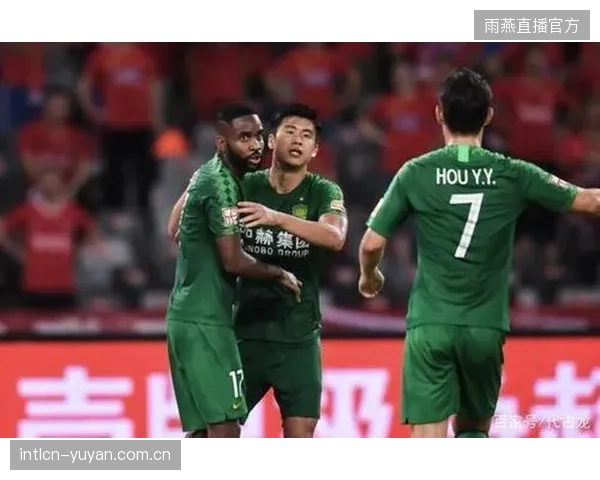 巴坎布一次精彩破门因VAR介入被判无效，凸显了在高强度对抗下保持阵型紧凑的重要性。